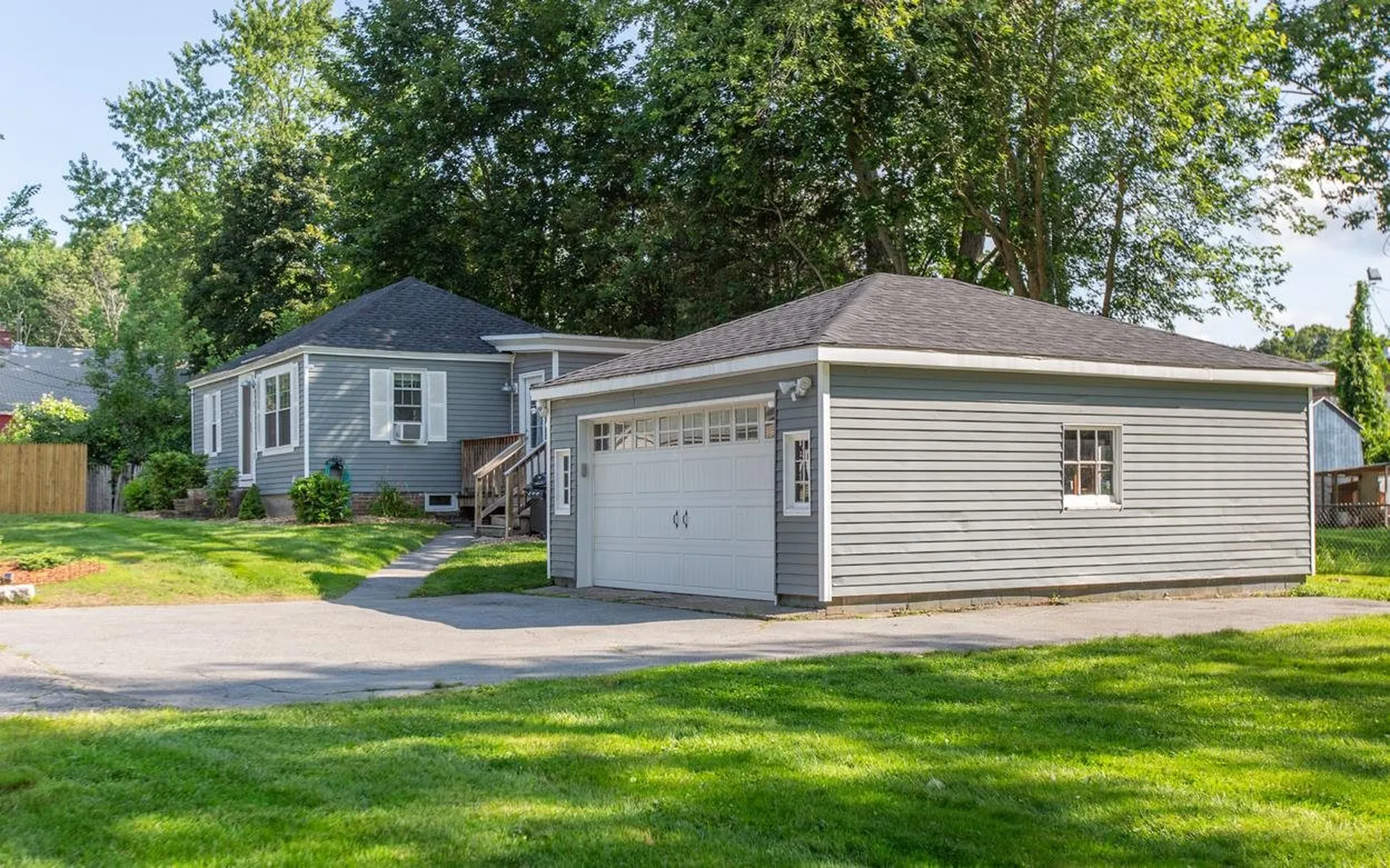 3 George Avenue Salem NH 03079