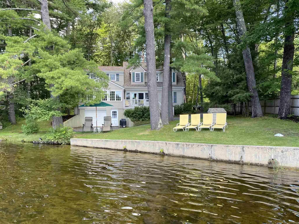 11 Mirror Lake Drive Tuftonboro NH 03853