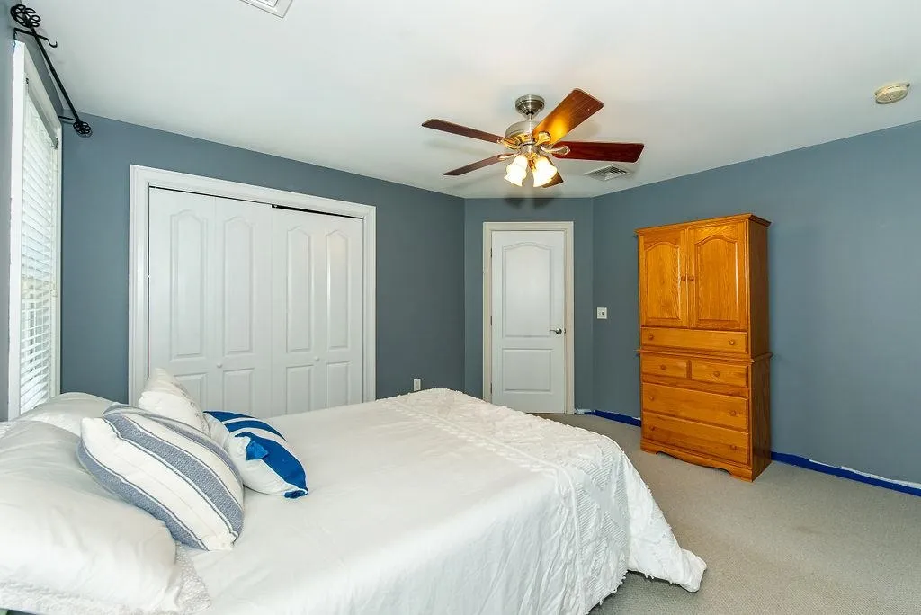 8 Linwood Lane Stratham NH 03885