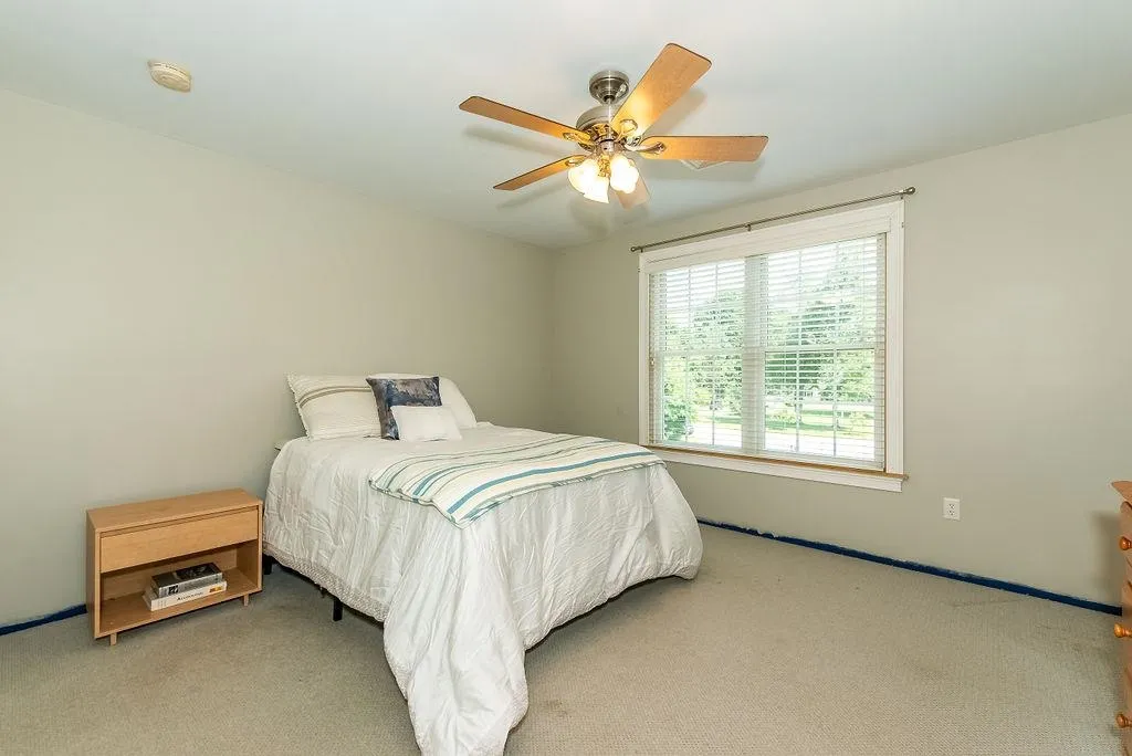 8 Linwood Lane Stratham NH 03885