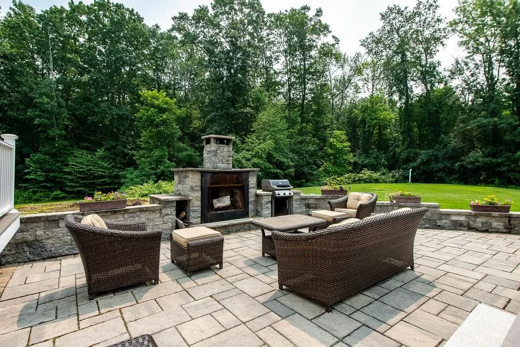 8 Linwood Lane Stratham NH 03885