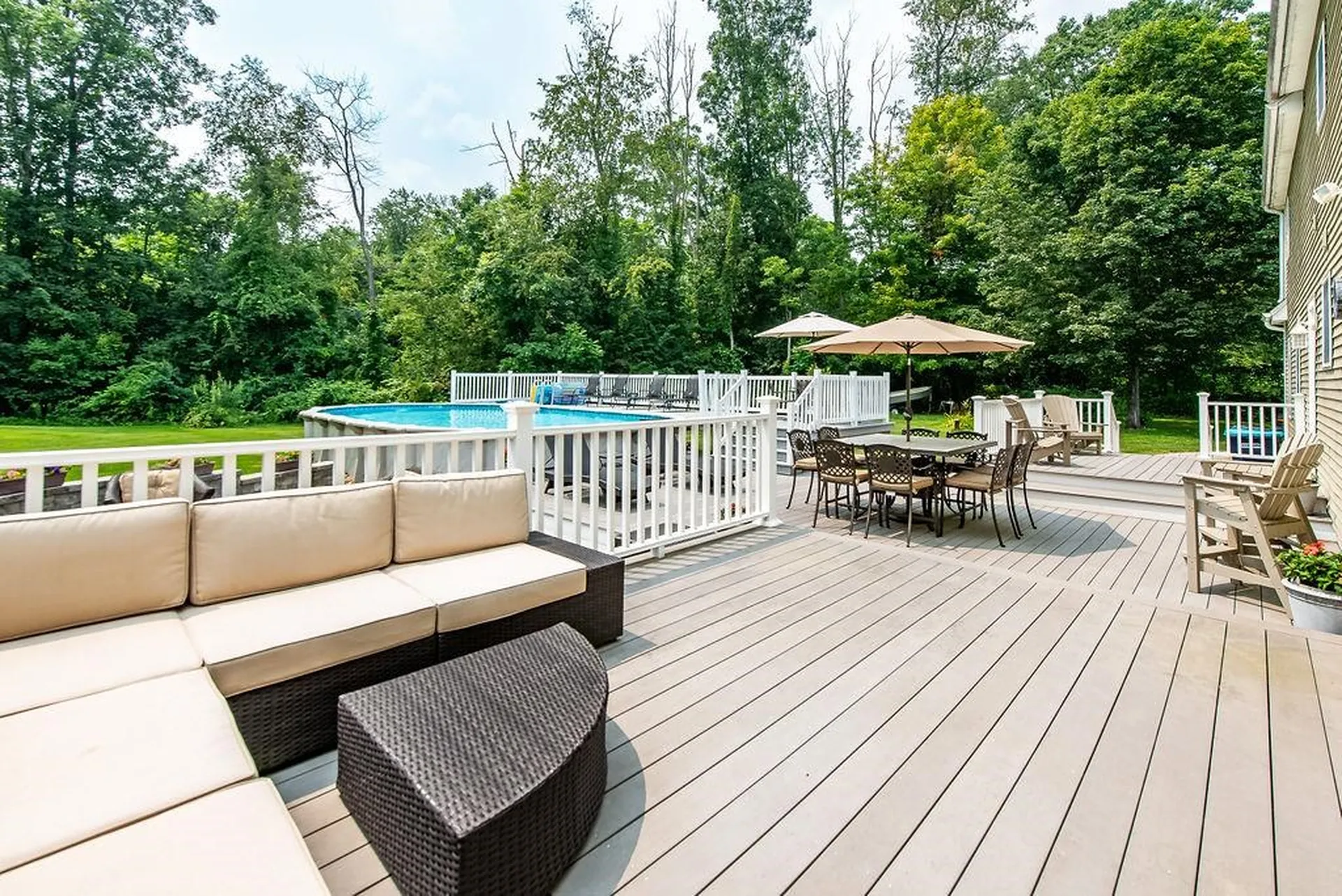 8 Linwood Lane Stratham NH 03885