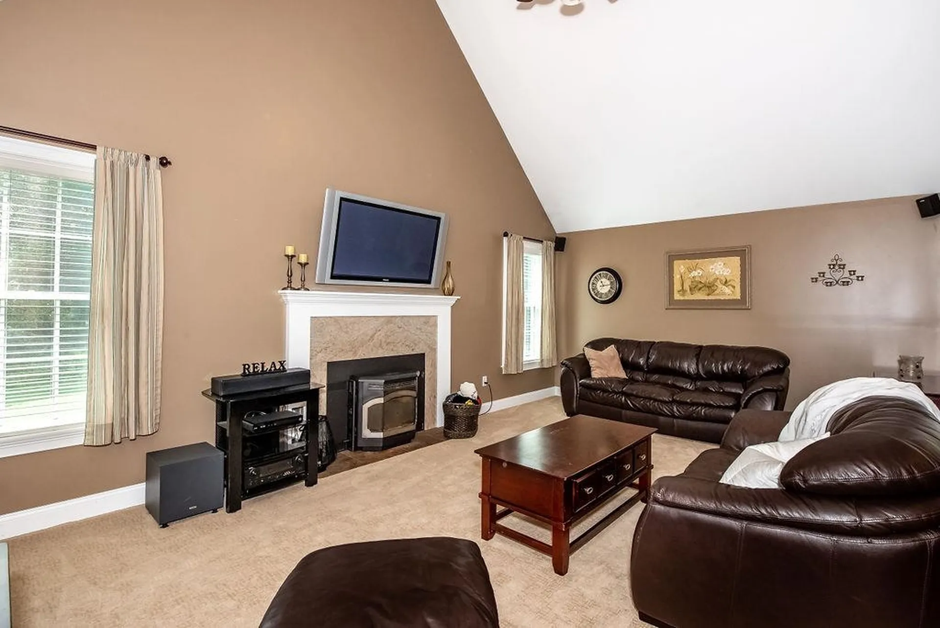 8 Linwood Lane Stratham NH 03885