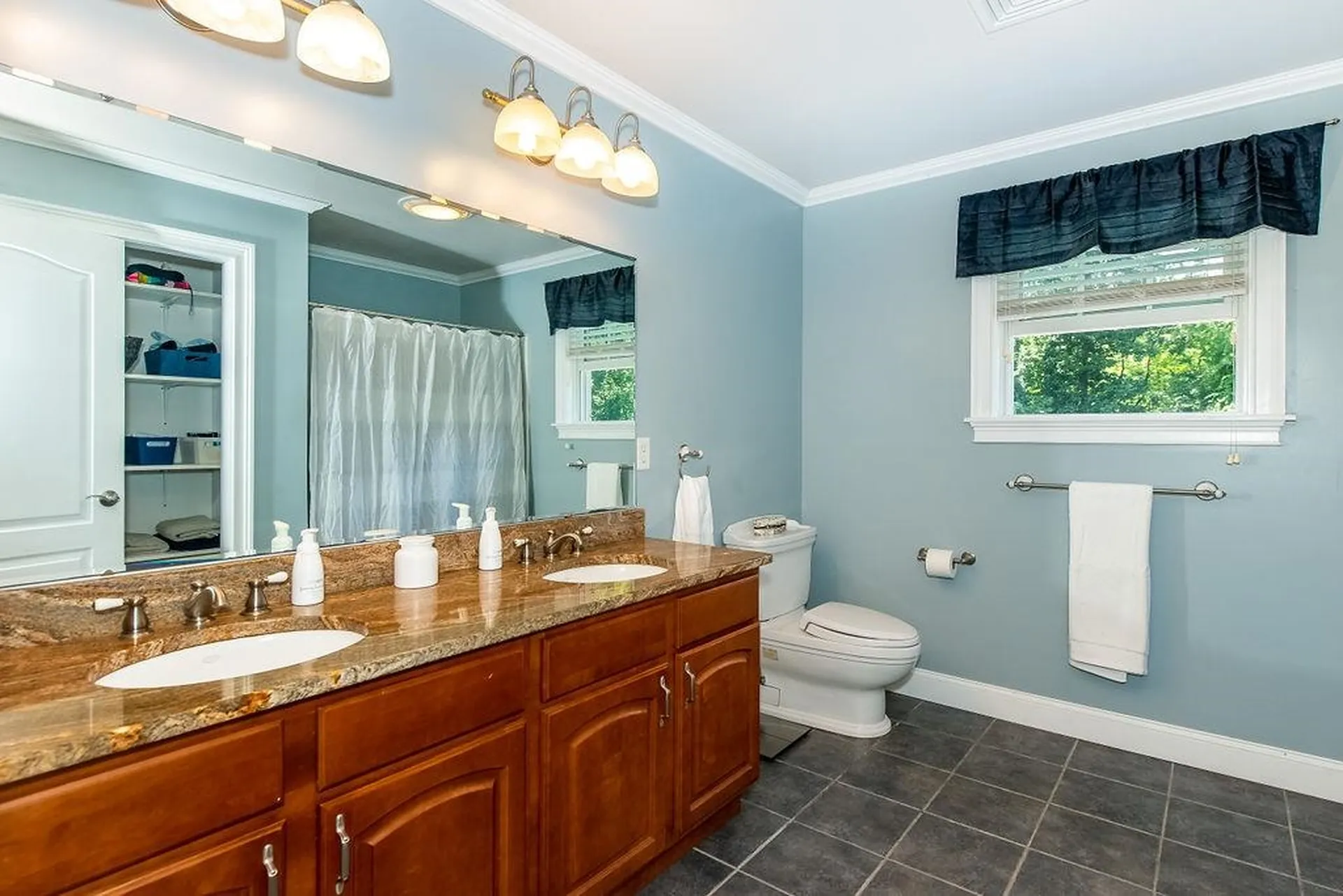 8 Linwood Lane Stratham NH 03885