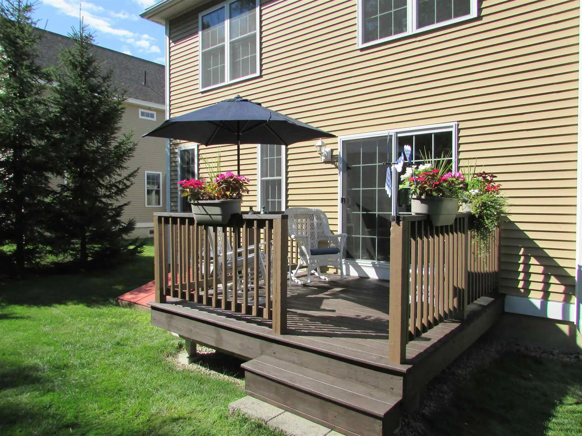 22 Melody Terrace Dover NH 03820-4713