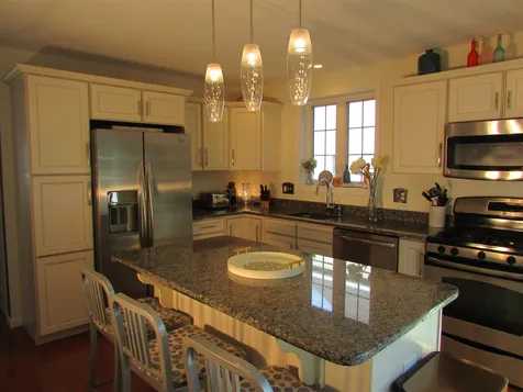 22 Melody Terrace Dover NH 03820-4713