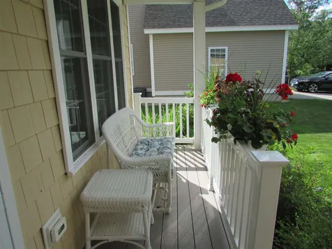 22 Melody Terrace Dover NH 03820-4713