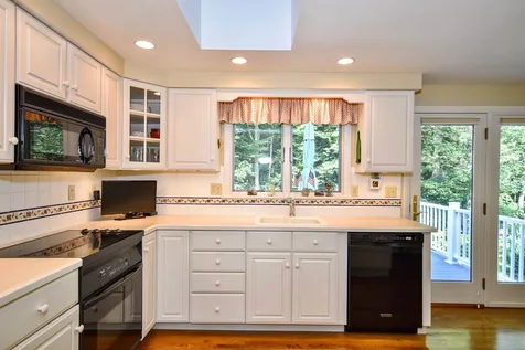 13 Apache Street Dover NH 03820