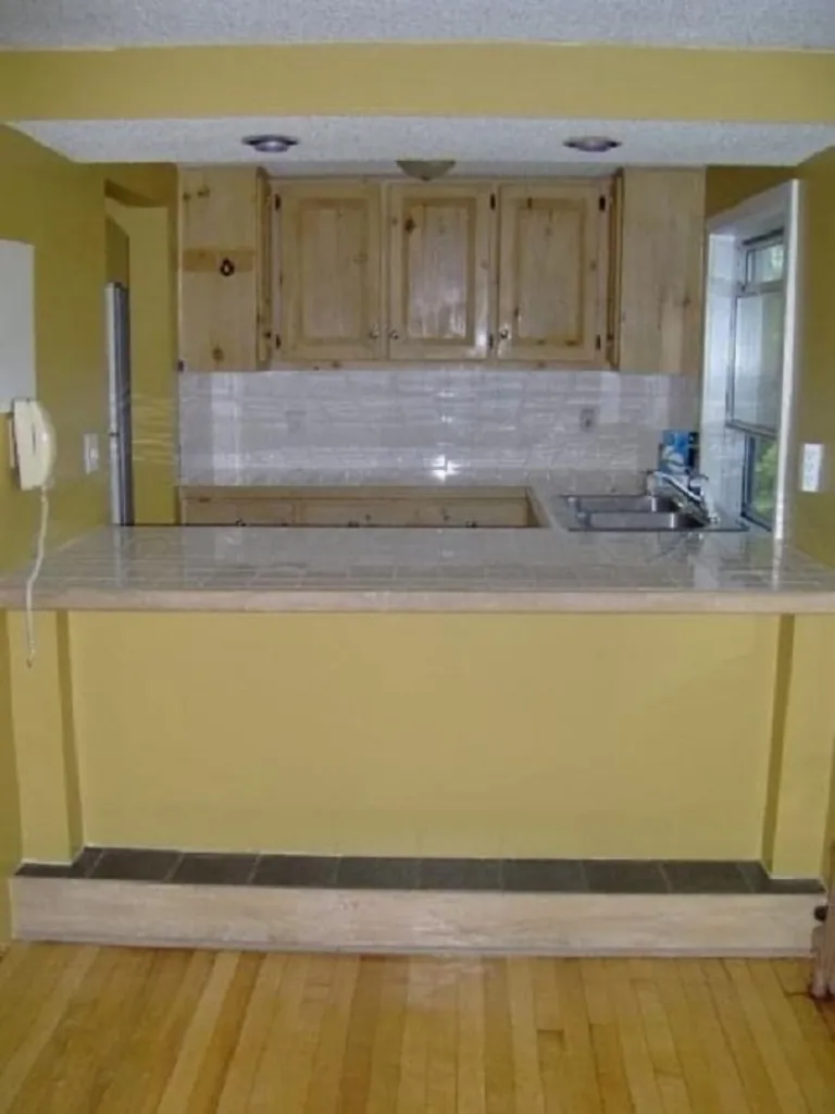 352 Lowell Street Manchester NH 03104
