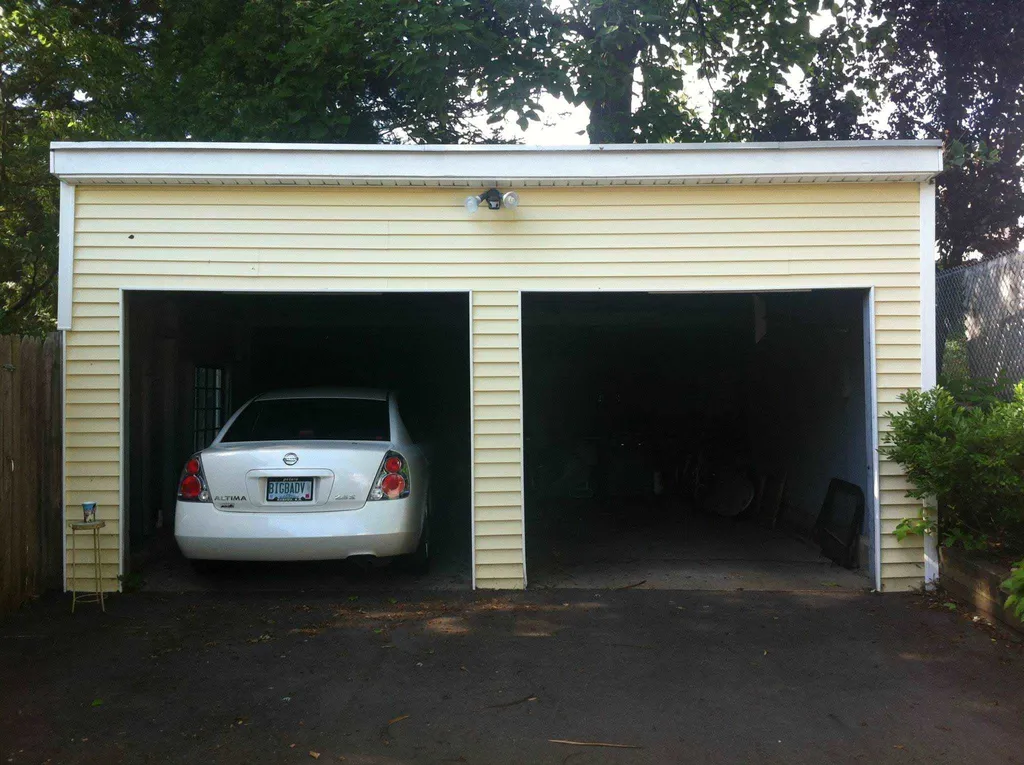 352 Lowell Street Manchester NH 03104