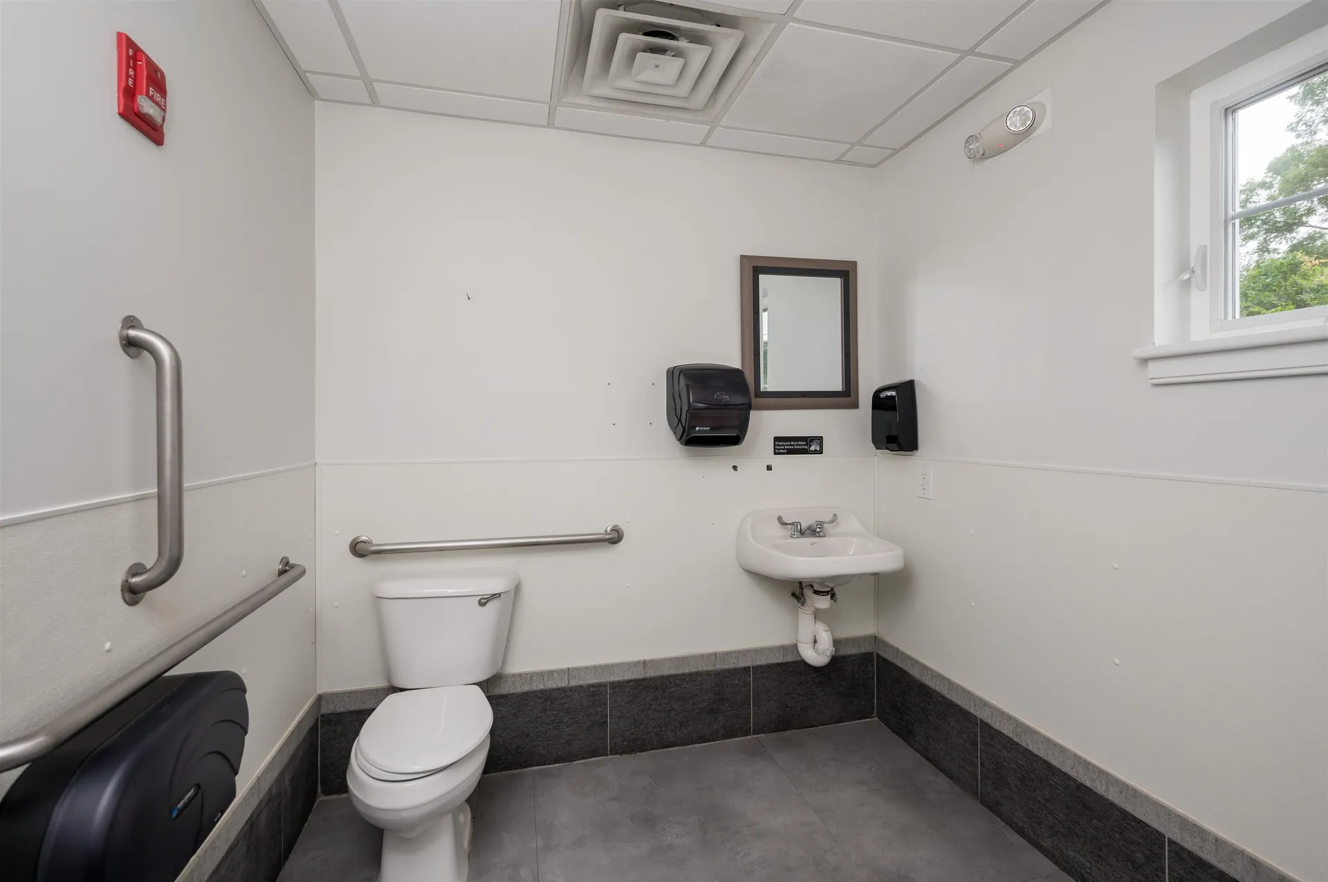 115 Lafayette Road Hampton Falls NH 03844