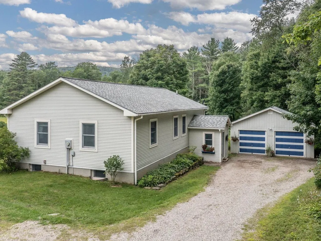 3849 North 116 Road Bristol VT 05443