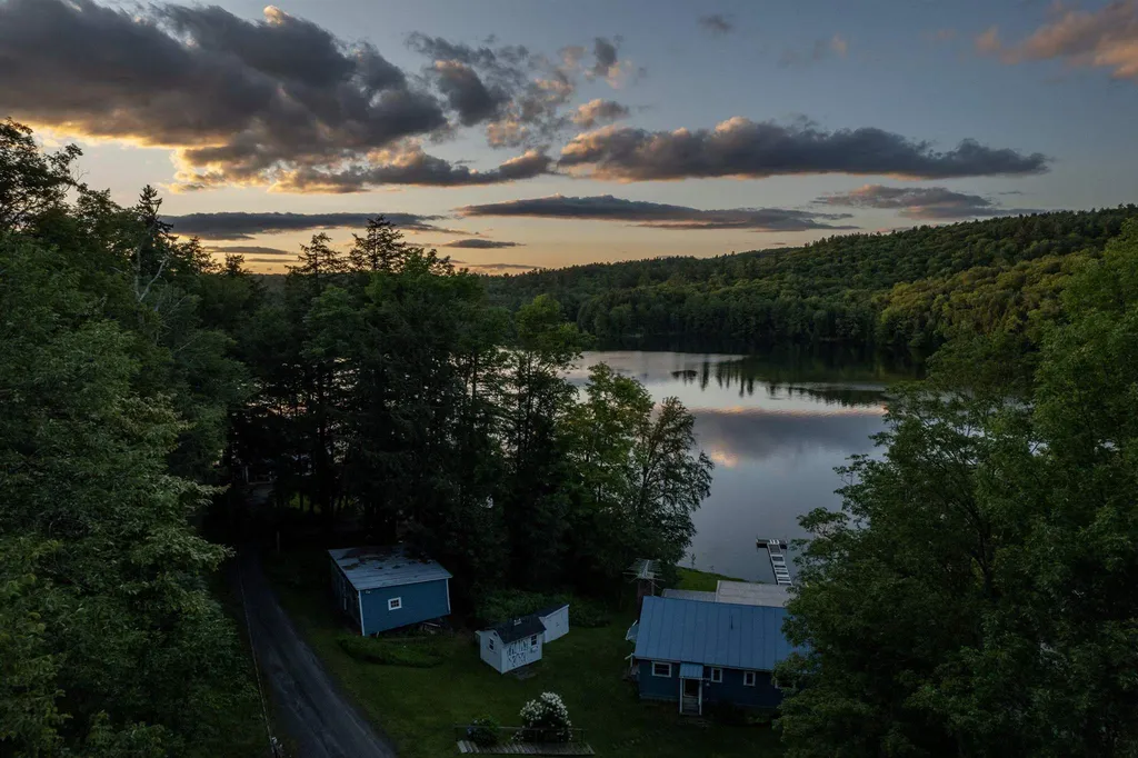 26 Hickey Lane Barnard VT 05031
