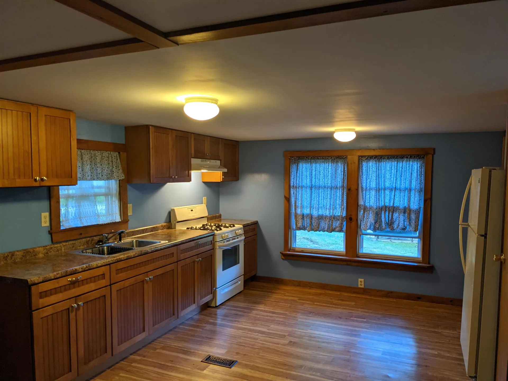 65 Mccusker Place Claremont NH 03743