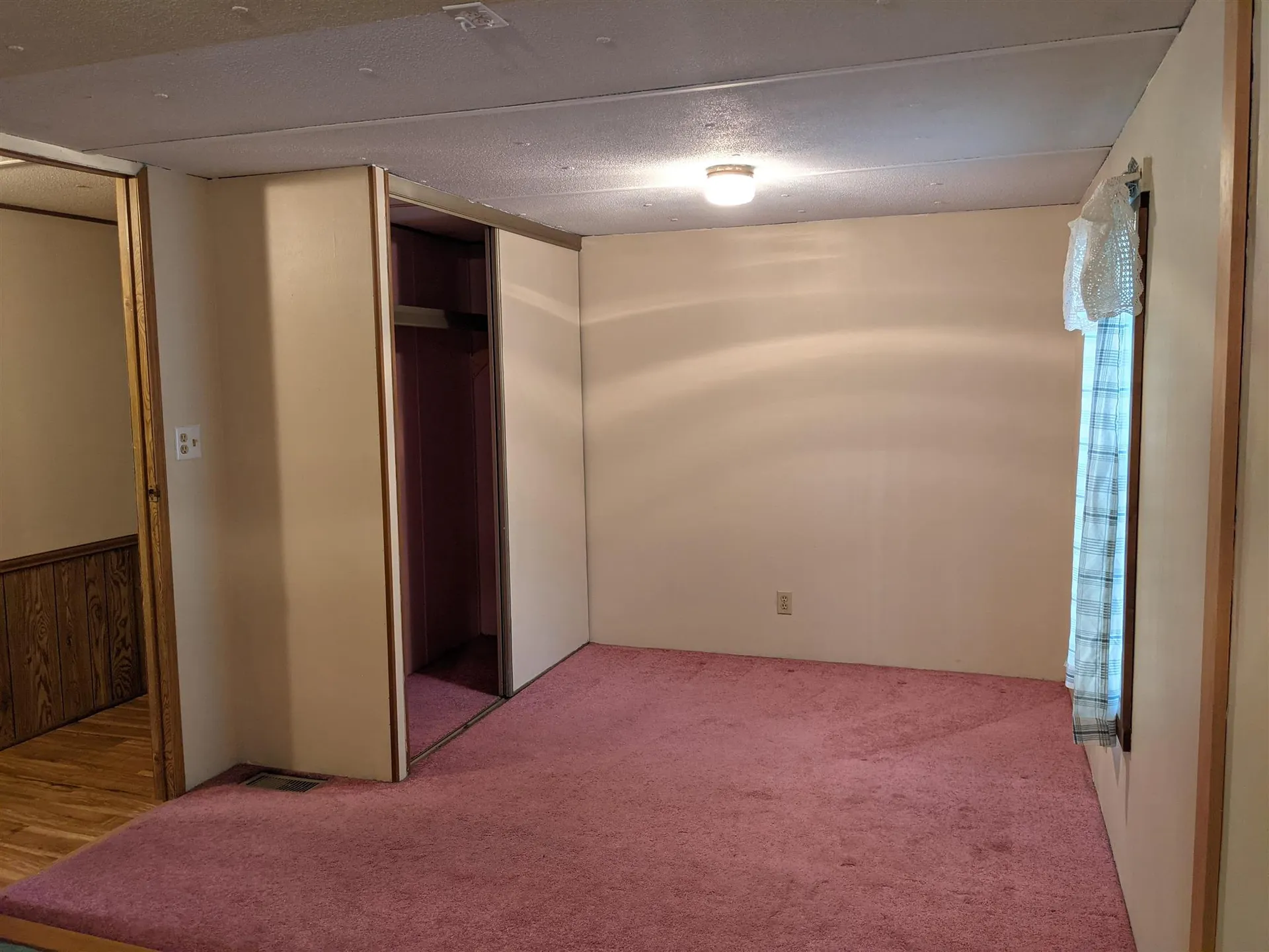 65 Mccusker Place Claremont NH 03743