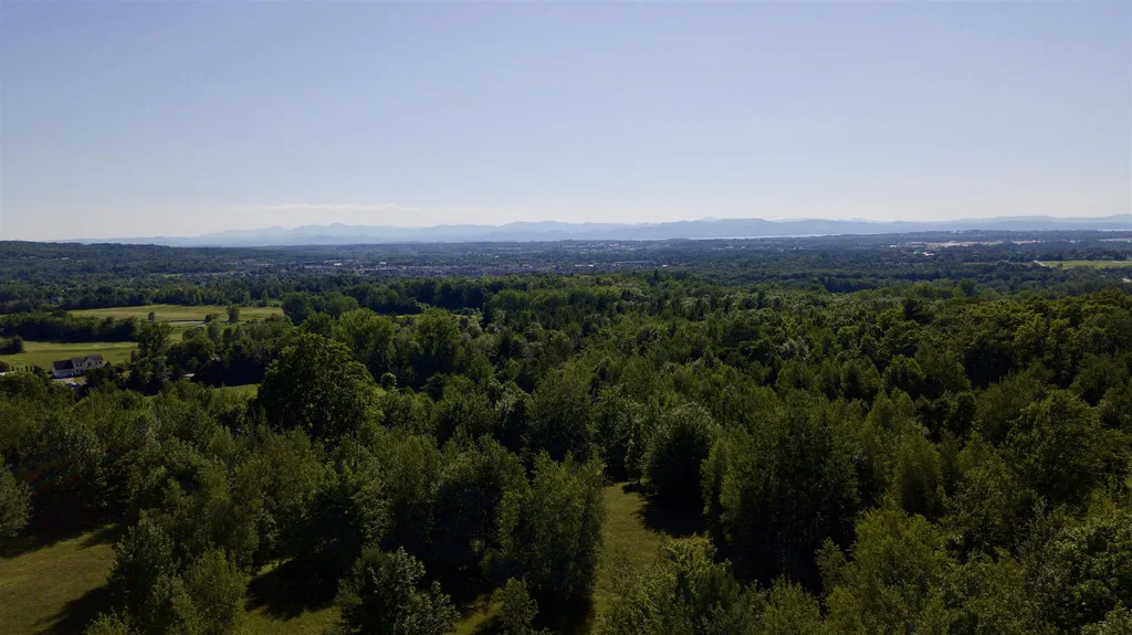 351 Ledgewood Drive Williston VT 05495