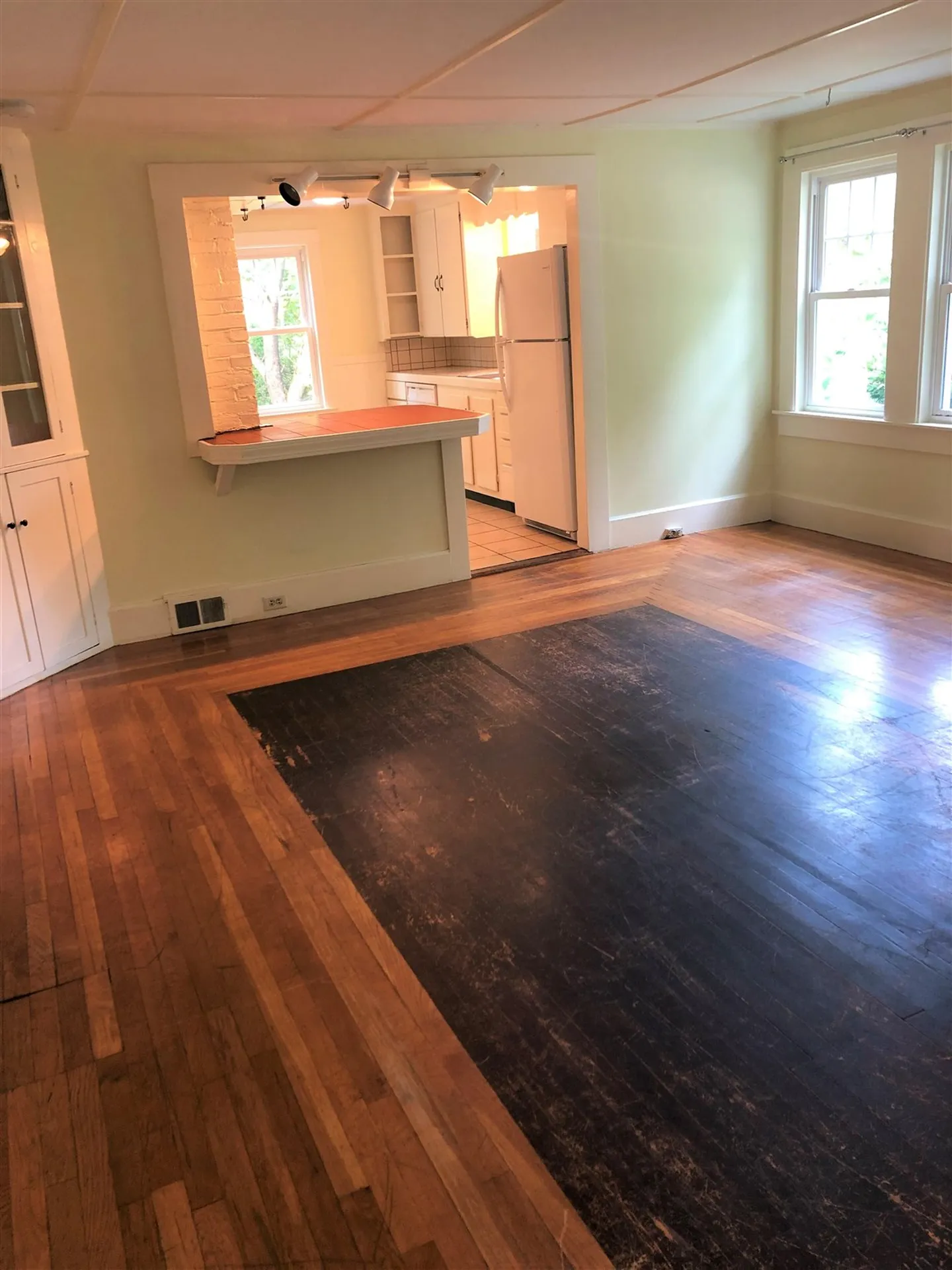 477 North Main Street Wolfeboro NH 03894