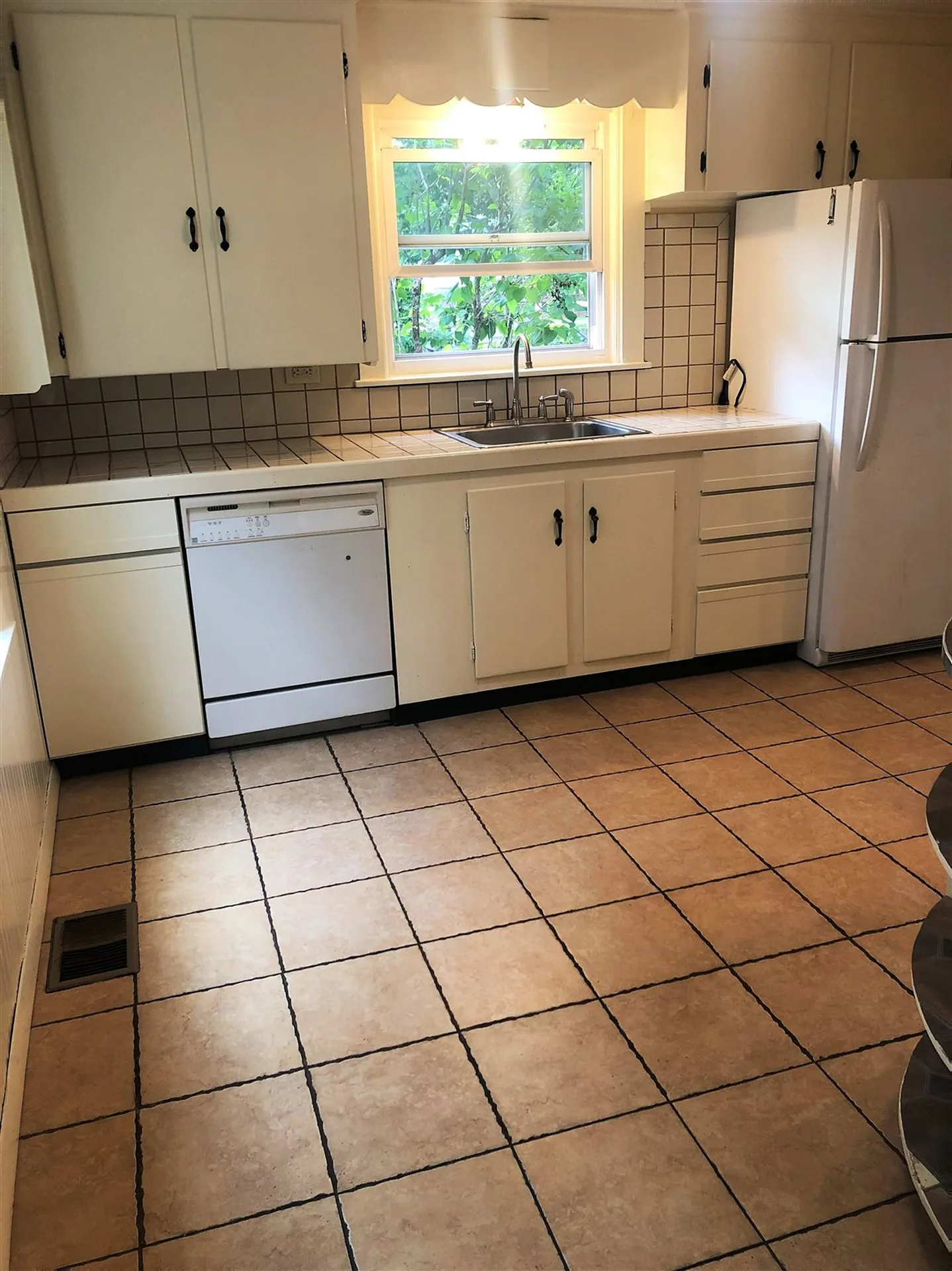 477 North Main Street Wolfeboro NH 03894