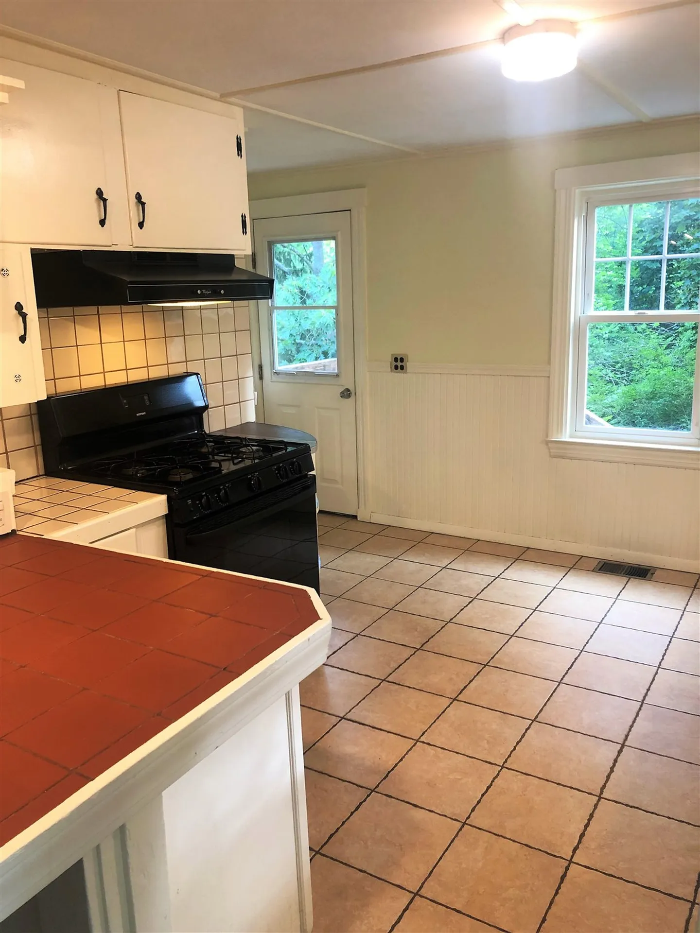 477 North Main Street Wolfeboro NH 03894