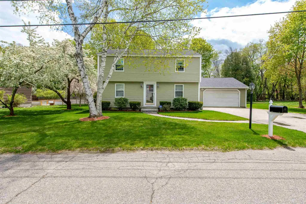 11 Grandview Terrace North Hampton NH 03862