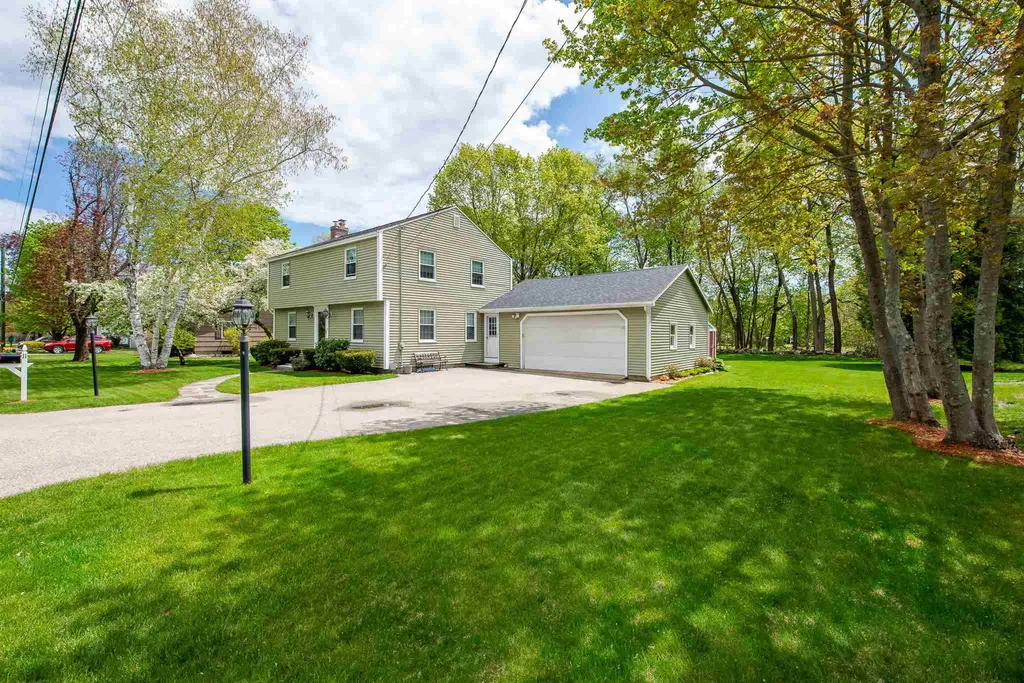 11 Grandview Terrace North Hampton NH 03862