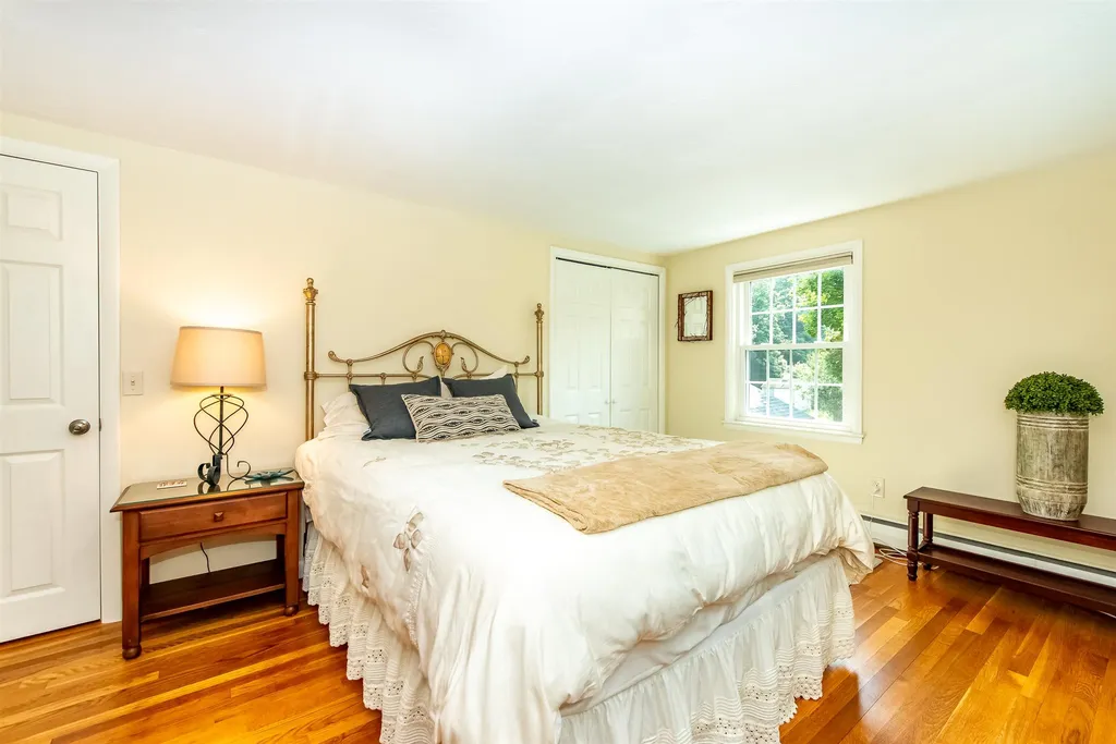 11 Grandview Terrace North Hampton NH 03862