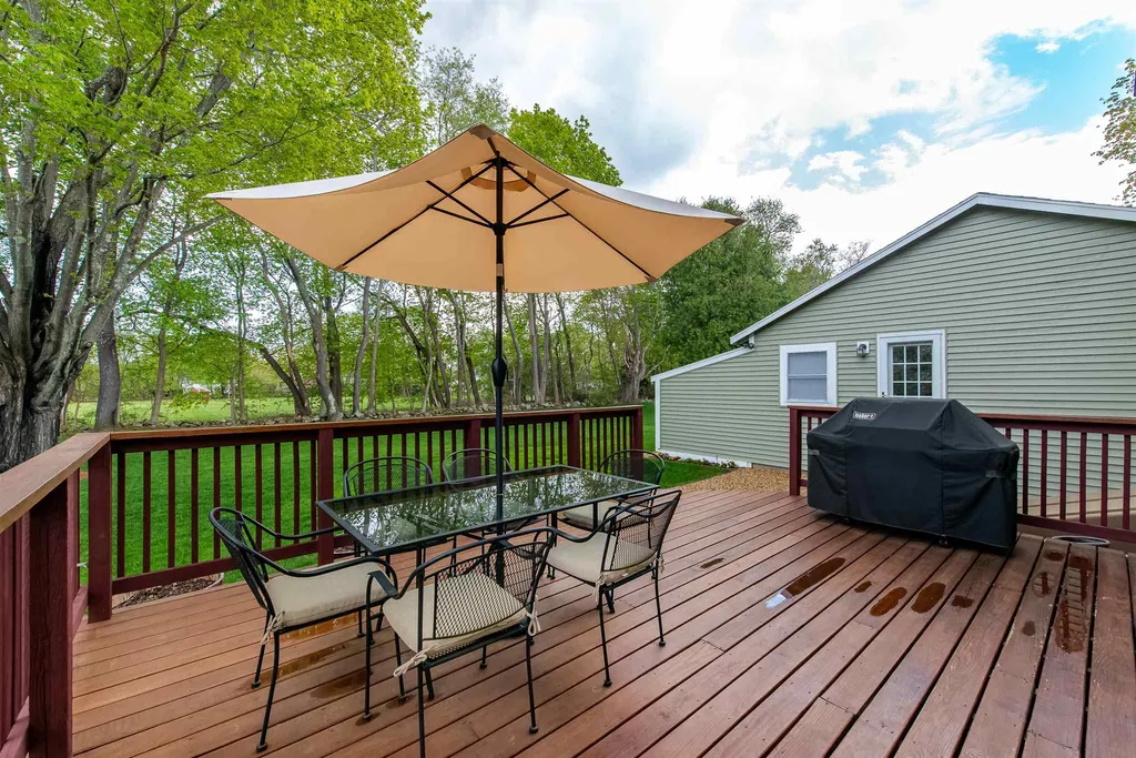 11 Grandview Terrace North Hampton NH 03862