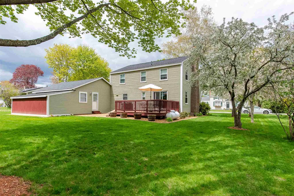 11 Grandview Terrace North Hampton NH 03862