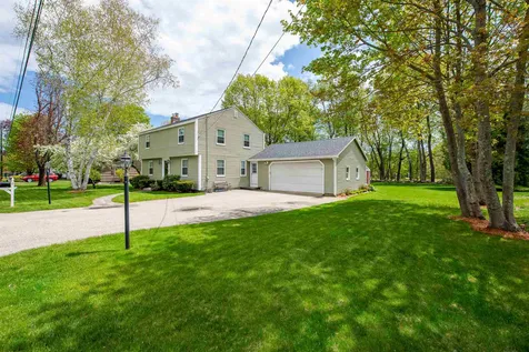11 Grandview Terrace North Hampton NH 03862