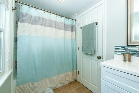 11 Grandview Terrace North Hampton NH 03862