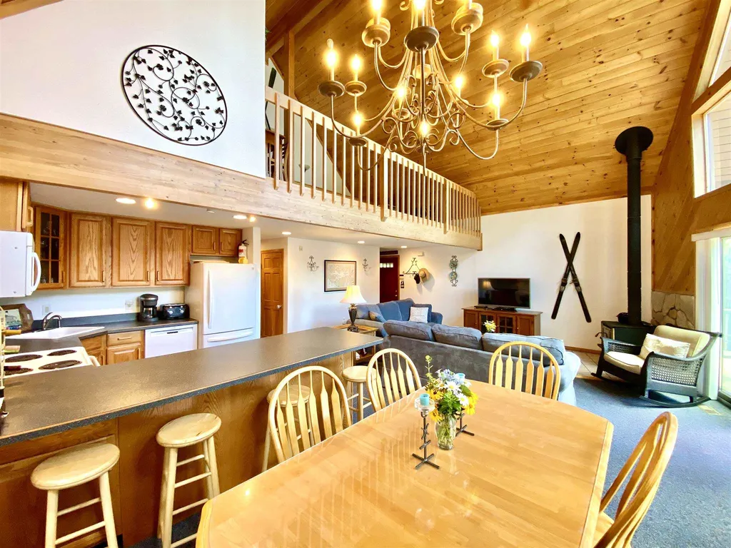 51 Rollins Road Alton NH 03810