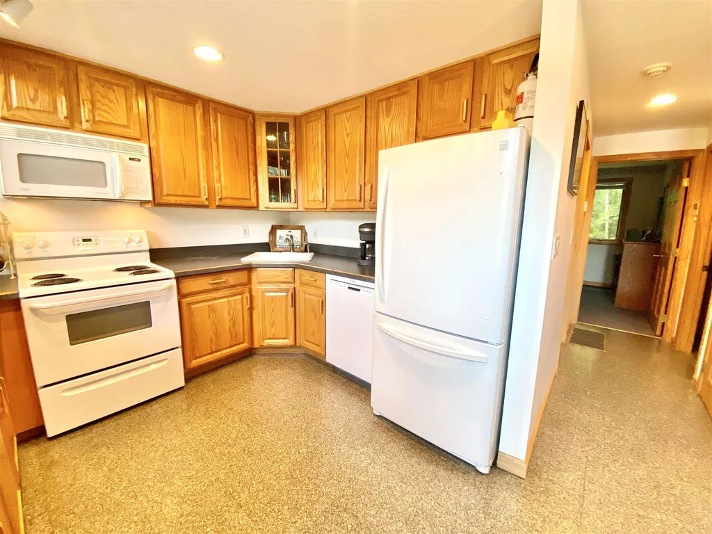 51 Rollins Road Alton NH 03810