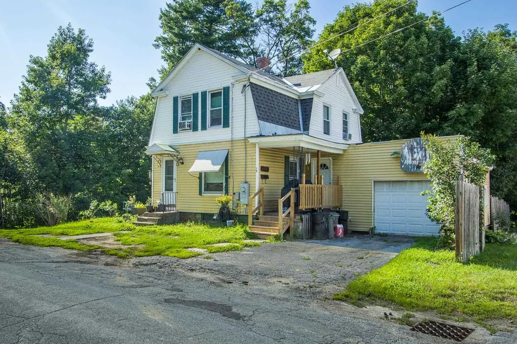 18 Osgood Avenue Claremont NH 03743