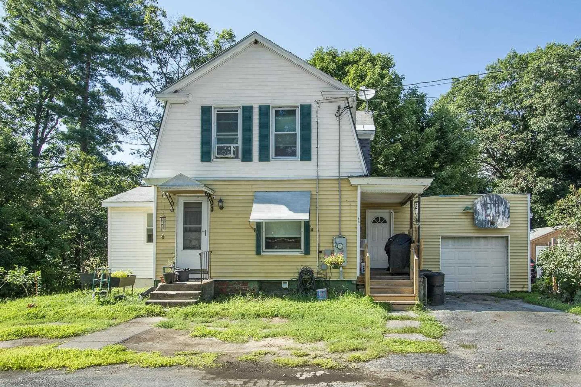 18 Osgood Avenue Claremont NH 03743
