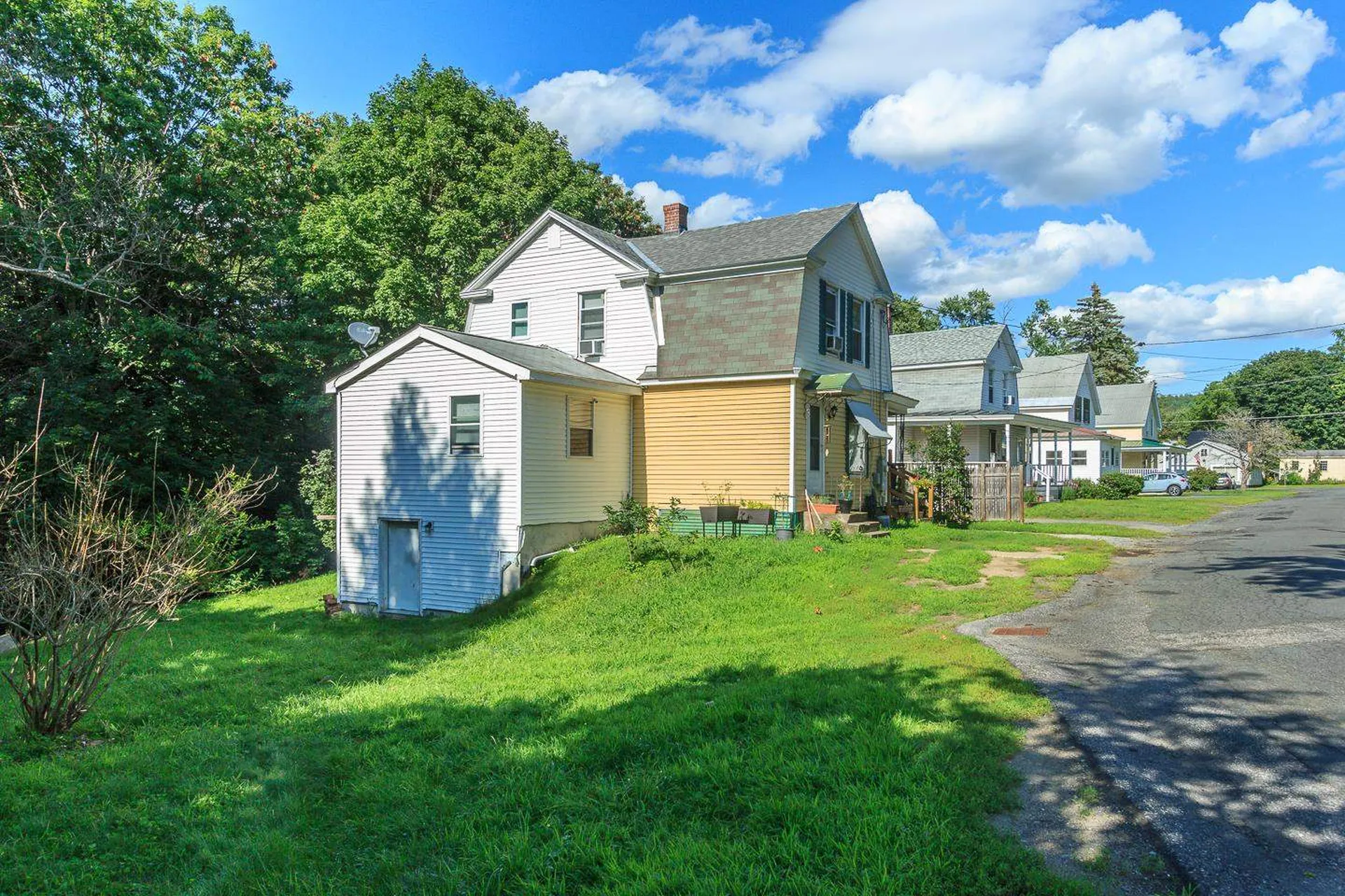 18 Osgood Avenue Claremont NH 03743