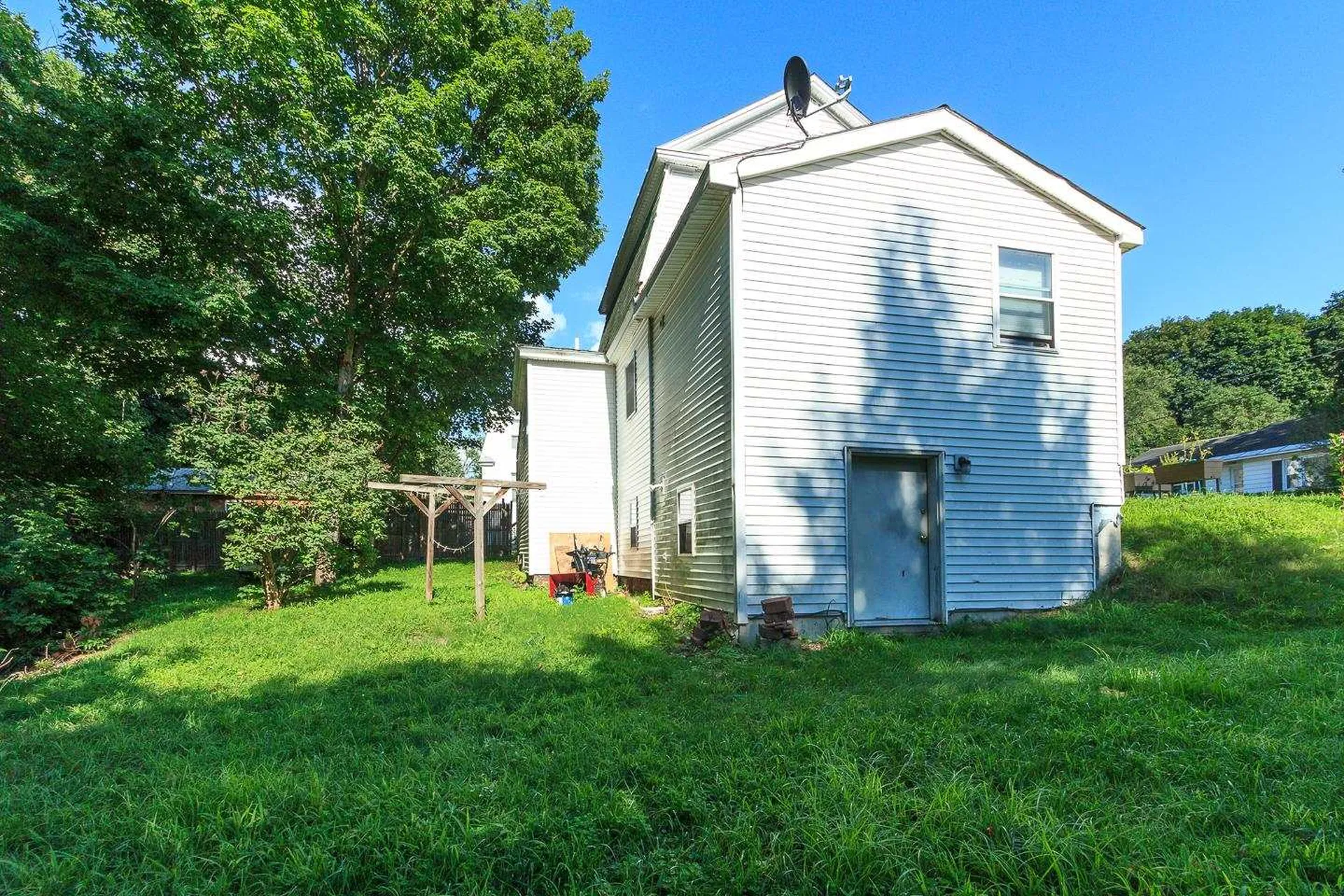 18 Osgood Avenue Claremont NH 03743