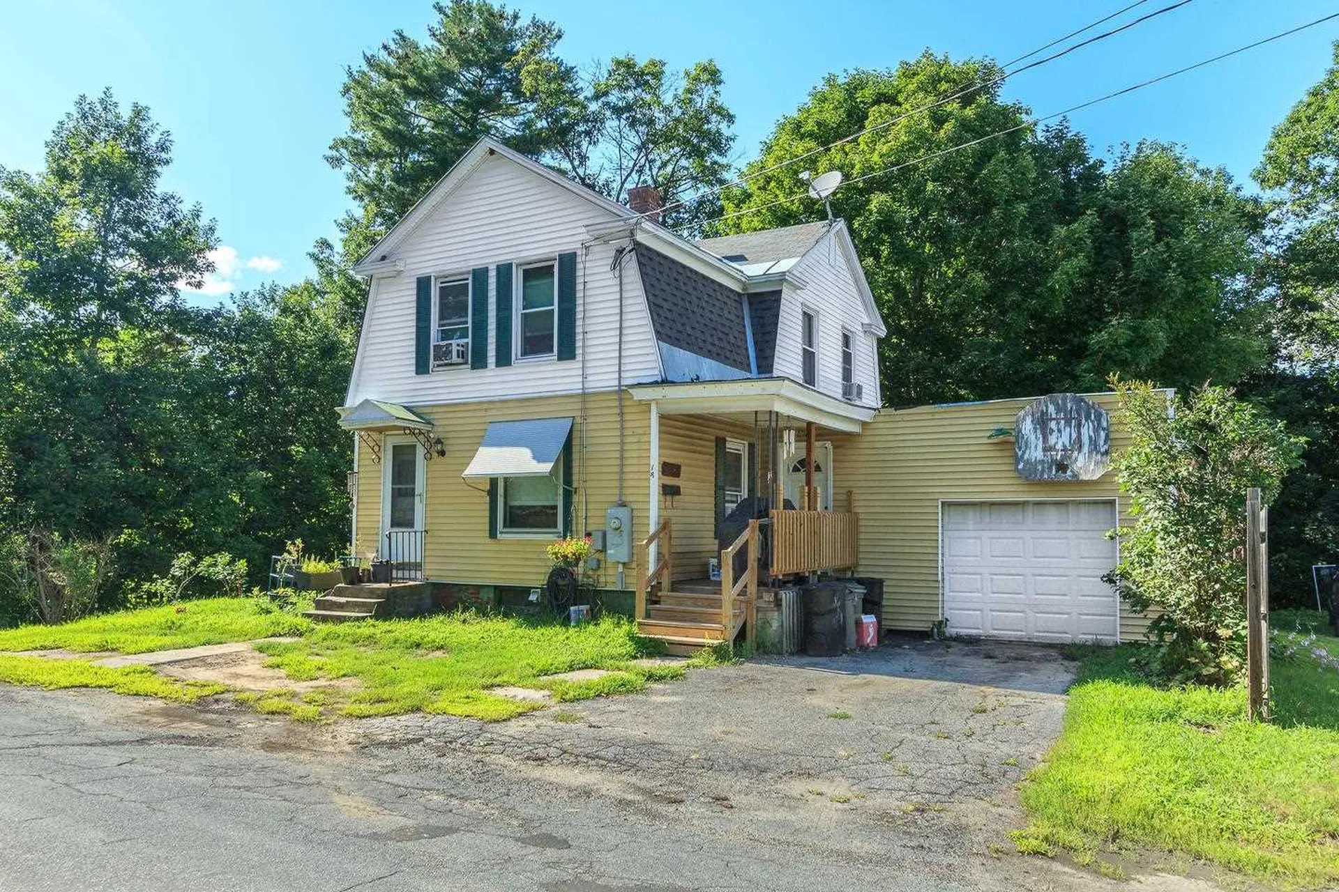 18 Osgood Avenue Claremont NH 03743