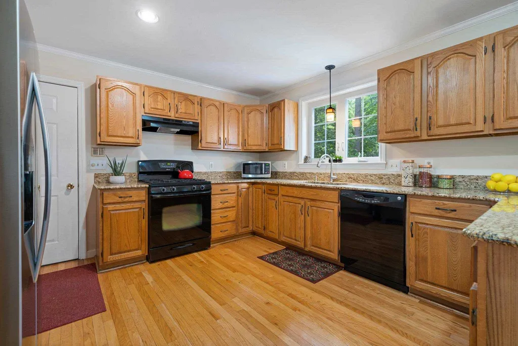 11 Coffin Drive Hampton NH 03842