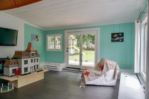 29 Towle Avenue Hampton NH 03842
