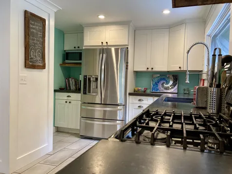 29 Towle Avenue Hampton NH 03842