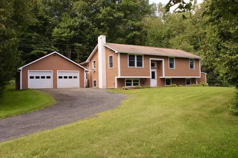 197 Colonial Drive Middlebury VT 05753