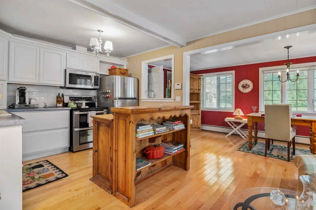 30 Colby Lane Wells ME 04090-3727
