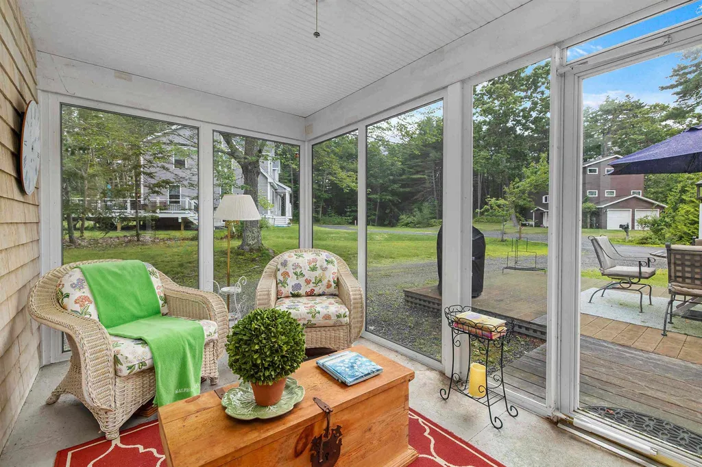 30 Colby Lane Wells ME 04090-3727
