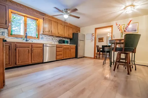 16 Hooke Road Fremont NH 03044