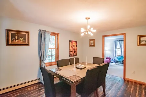 16 Hooke Road Fremont NH 03044