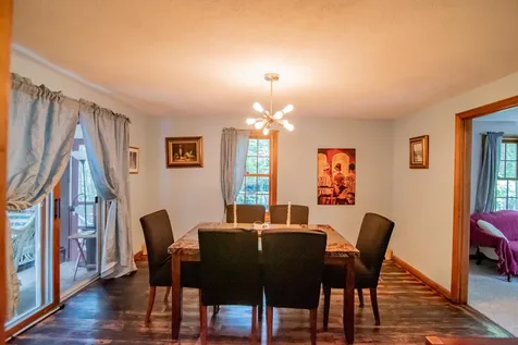 16 Hooke Road Fremont NH 03044