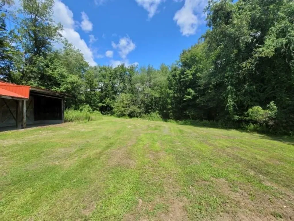 463 Chester Turnpike Candia NH 03034