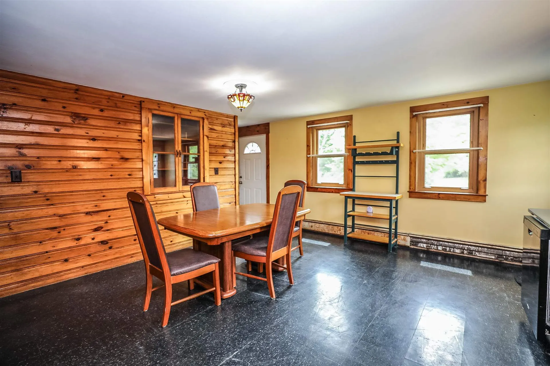 463 Chester Turnpike Candia NH 03034
