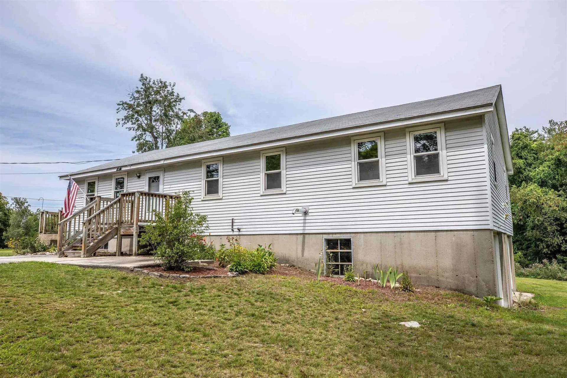 463 Chester Turnpike Candia NH 03034