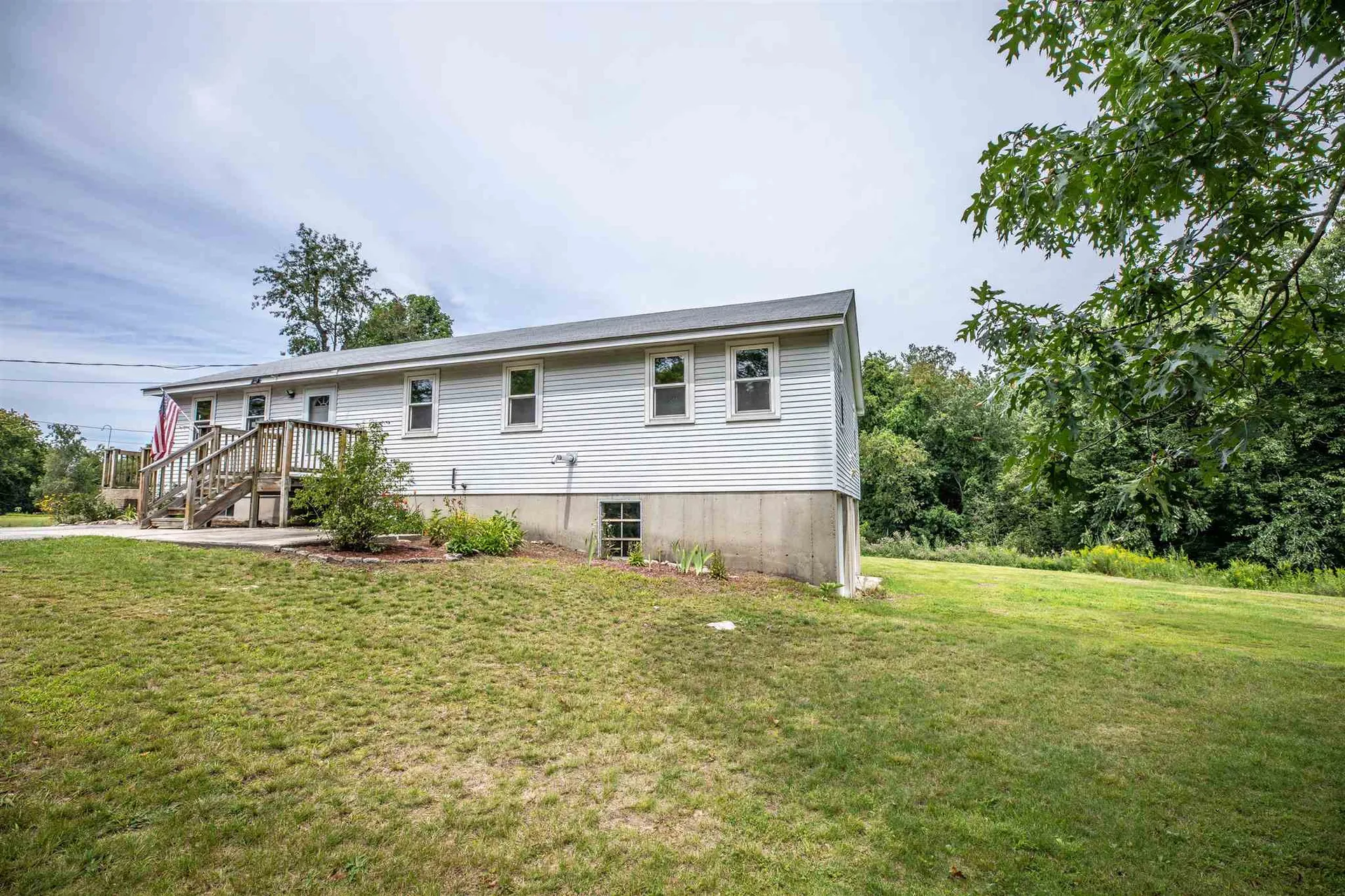 463 Chester Turnpike Candia NH 03034